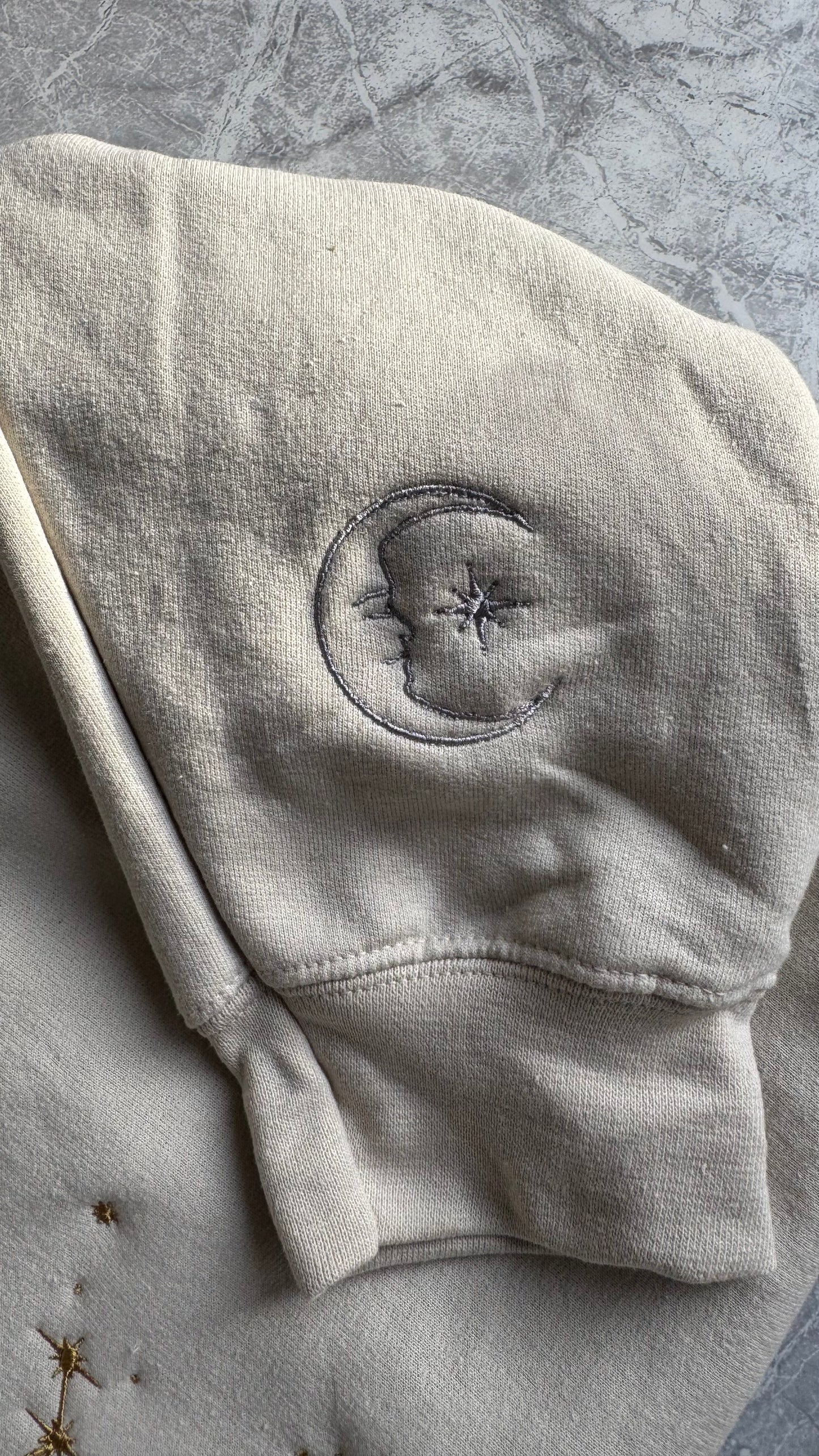 I Defy The Stars Tee/Sweatshirt?Hoodie